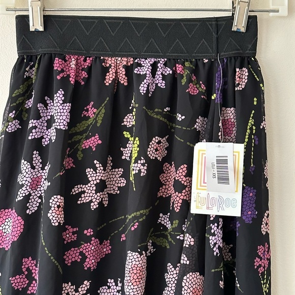 Lularoe Lola Skirt Midi Full Black Floral Lined Elastic Waist Size Small NWT - Picture 3 of 8